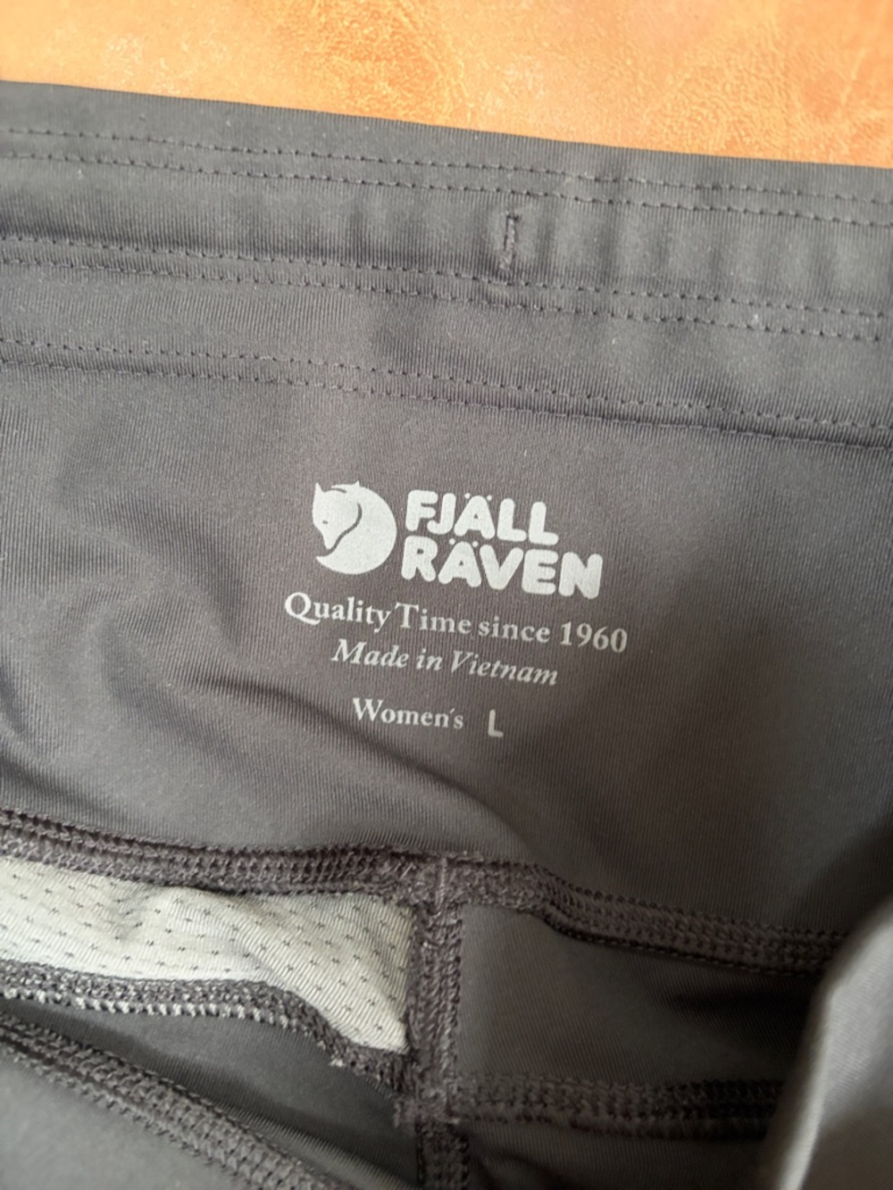 Fjallraven Women's Black Bike Shorts with Side Pockets L - Picture 3 of 4